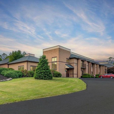 Comfort Inn Pocono Lakes Region Lake Ariel Eksteriør bilde