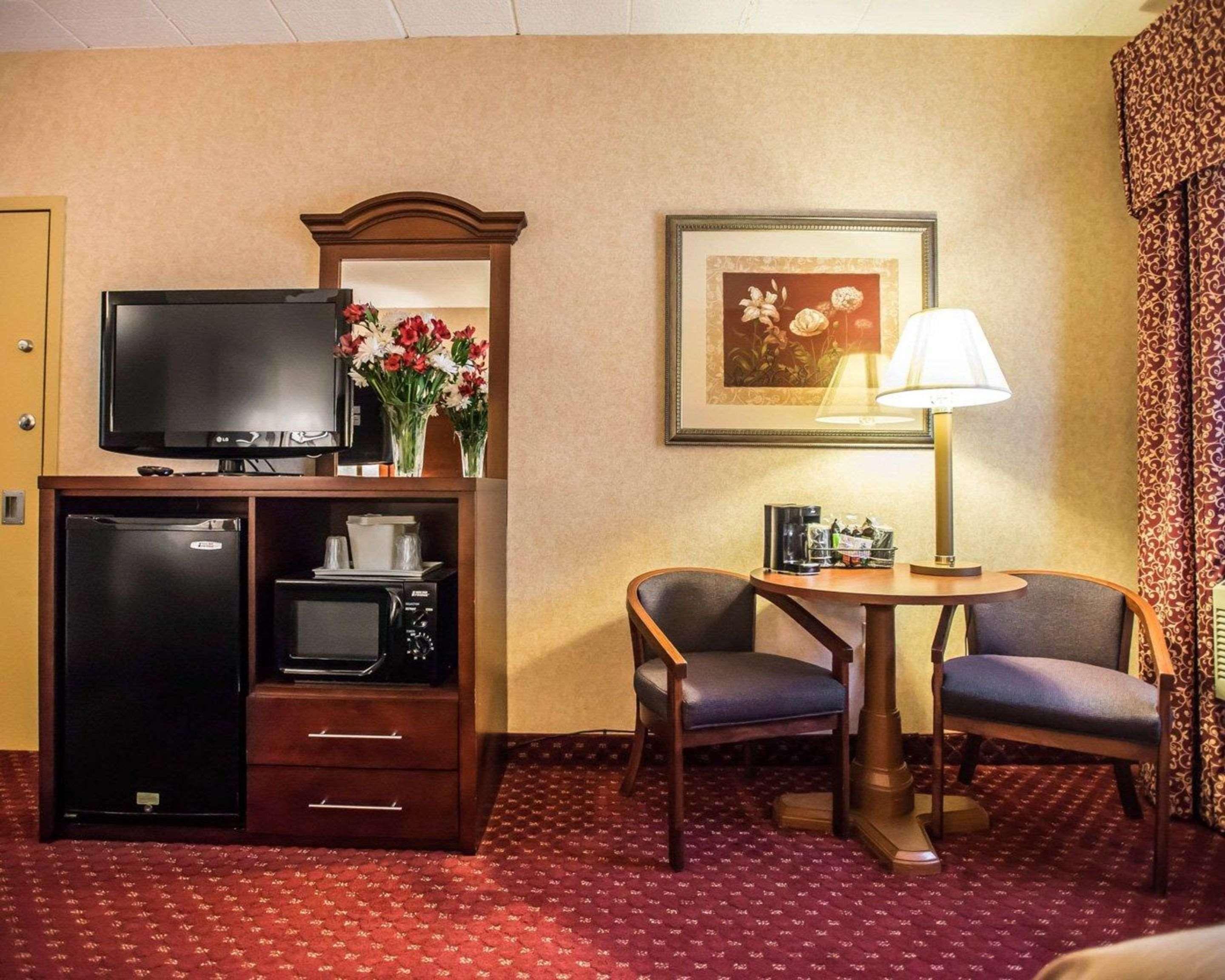 Comfort Inn Pocono Lakes Region Lake Ariel Eksteriør bilde