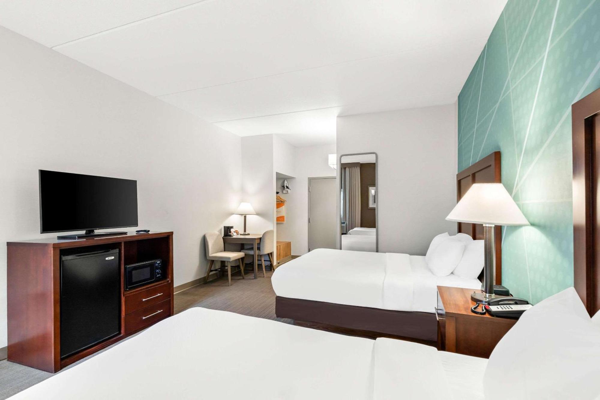Comfort Inn Pocono Lakes Region Lake Ariel Eksteriør bilde